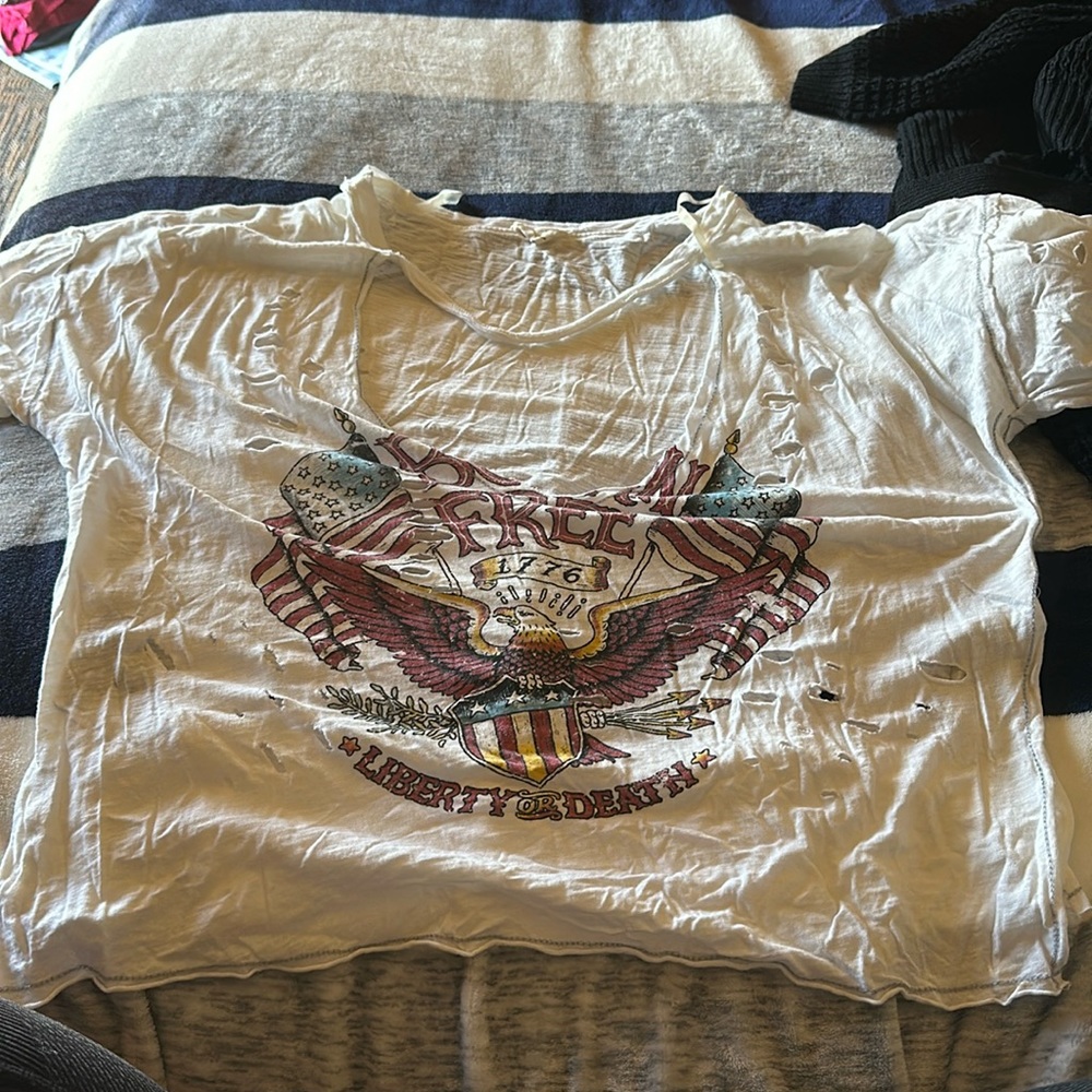 Born free top